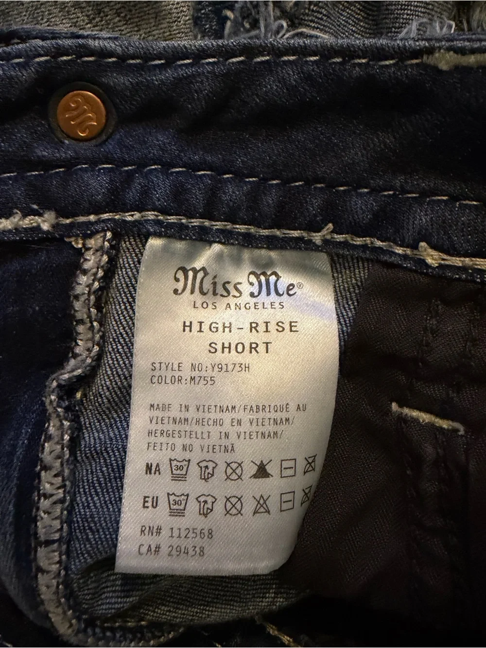 Miss Me High Rise Crochet Waistband Denim Shorts – Size 26